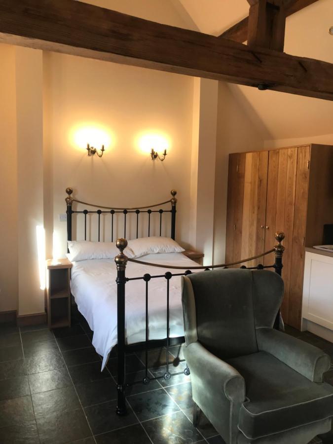 Nuneaton - Cottage - Sleeps 2 - Parking - Garden מראה חיצוני תמונה
