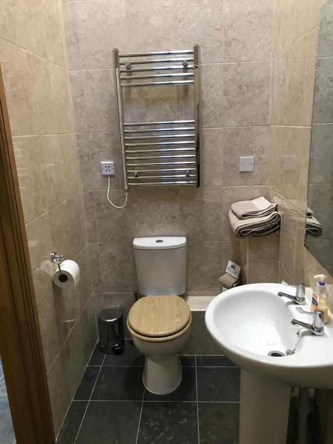 Nuneaton - Cottage - Sleeps 2 - Parking - Garden מראה חיצוני תמונה